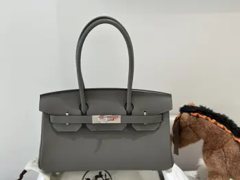 铂金 29cm 半手工  2024年最新款     Shoulder Birkin Mini版 尺寸29cm swift皮 锡器灰 银扣 能肩背能手提的酷包 男生背也是可以的   很酷很时髦风