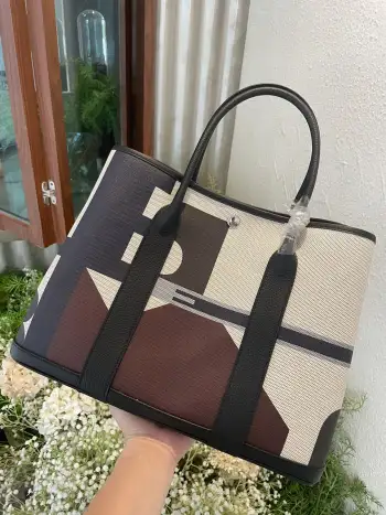 半手工 Garden 花园包36cm  帆布拼togo皮 同步专柜最新涂鸦 全钢五金 蜜蜡线