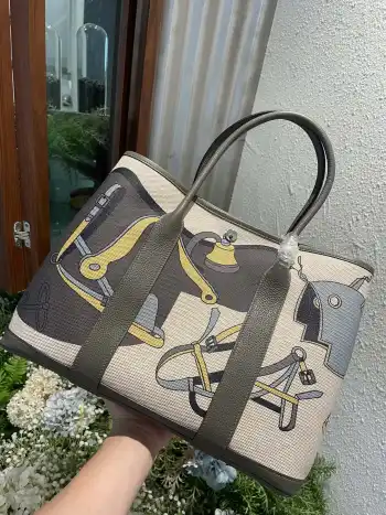 半手工 Garden 花园包36cm  帆布拼togo皮 同步专柜最新涂鸦 全钢五金 蜜蜡线