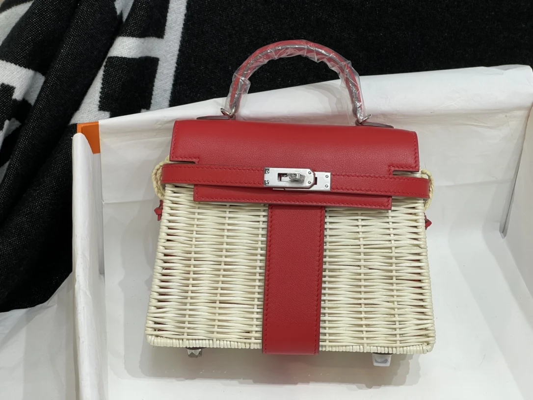 Kelly picnic 野餐包 20cm 原厂进口Swift皮拼编织柳条 大红色 银扣限量版 专柜同步 蜜蜡线缝制 纯钢五金