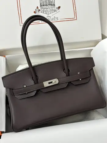 铂金 29cm 半手工 24s年新款 shoulder birkin swift 乌木包色系很搭配现代都市丽人的风格 高级感满满