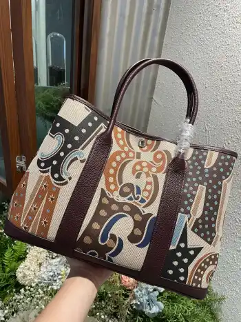 半手工 Garden 花园包36cm  帆布拼togo皮 同步专柜最新涂鸦 全钢五金 蜜蜡线