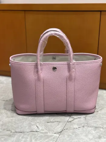现货 𝙂𝙖𝙧𝙙𝙚𝙣 𝙥𝙖𝙧𝙩𝙮 30cm花园包全皮 新颜色  锦葵紫通勤 出街都很适配  满满高级感