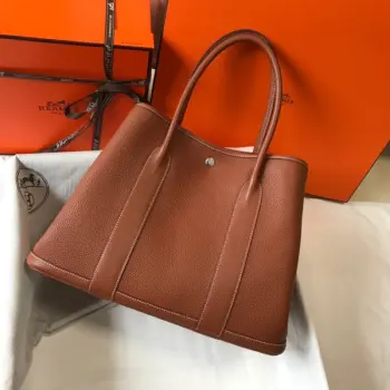 半手工 现货 Garden party 30cm 36cm现货 花园包 金棕色 材质 电镀纯钢五金皮料材质 A级togo皮 同步专柜蜜蜡线缝制