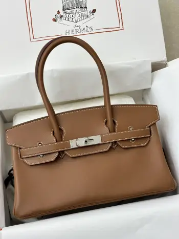 铂金 29cm 半手工 24s年新款 shoulder birkin 29cm swift 金棕色系很搭配现代都市丽人的风格 高级感满满