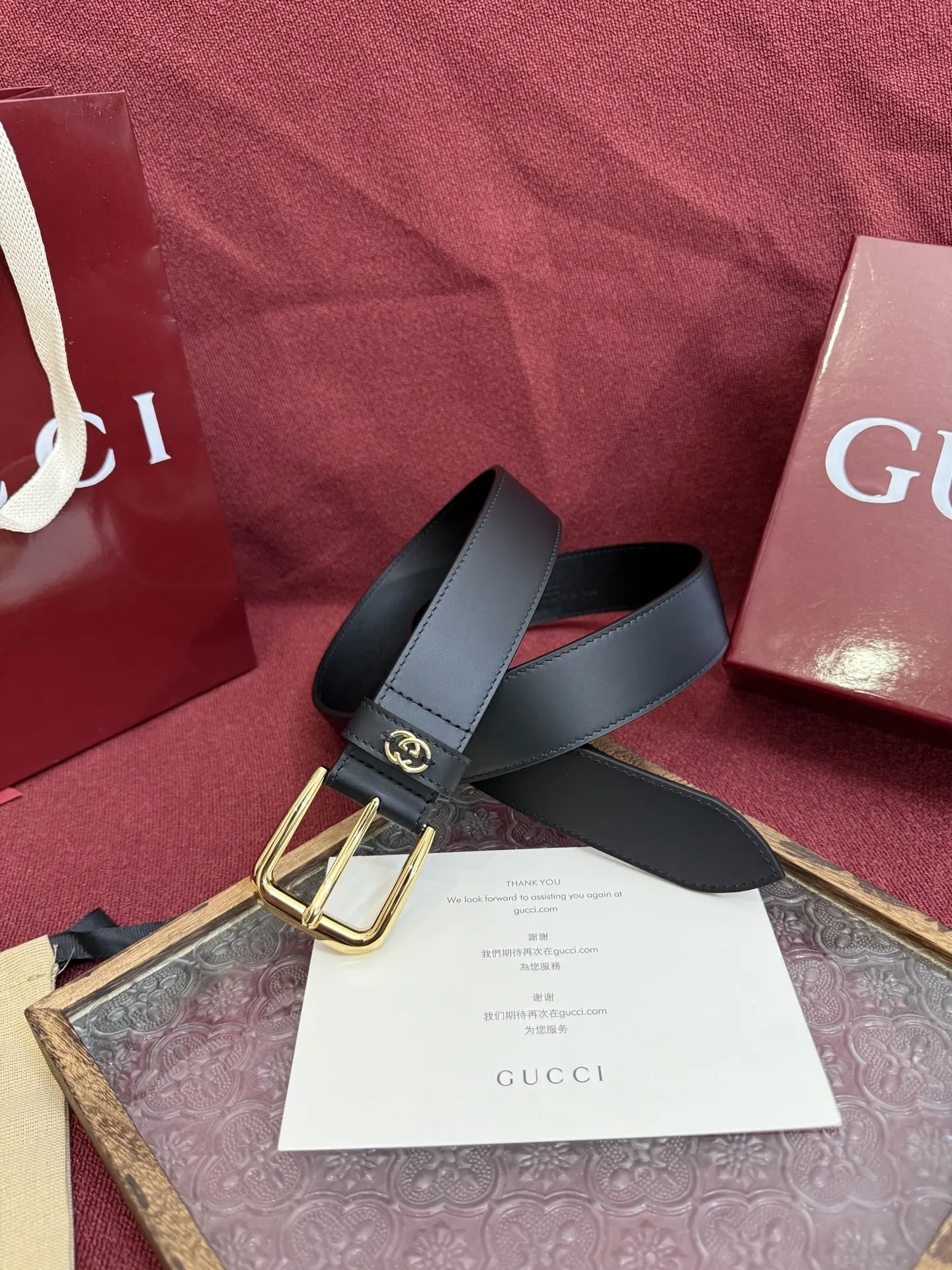 原单古奇皮带|高仿古奇皮带|精仿古奇皮带|一比一古奇皮带Gucci 款号 673921 AP0N 4099 表面材料是定制进口小牛皮 宽度3.5cm 皮圈缝制立体GG五金配饰 方形简约针扣