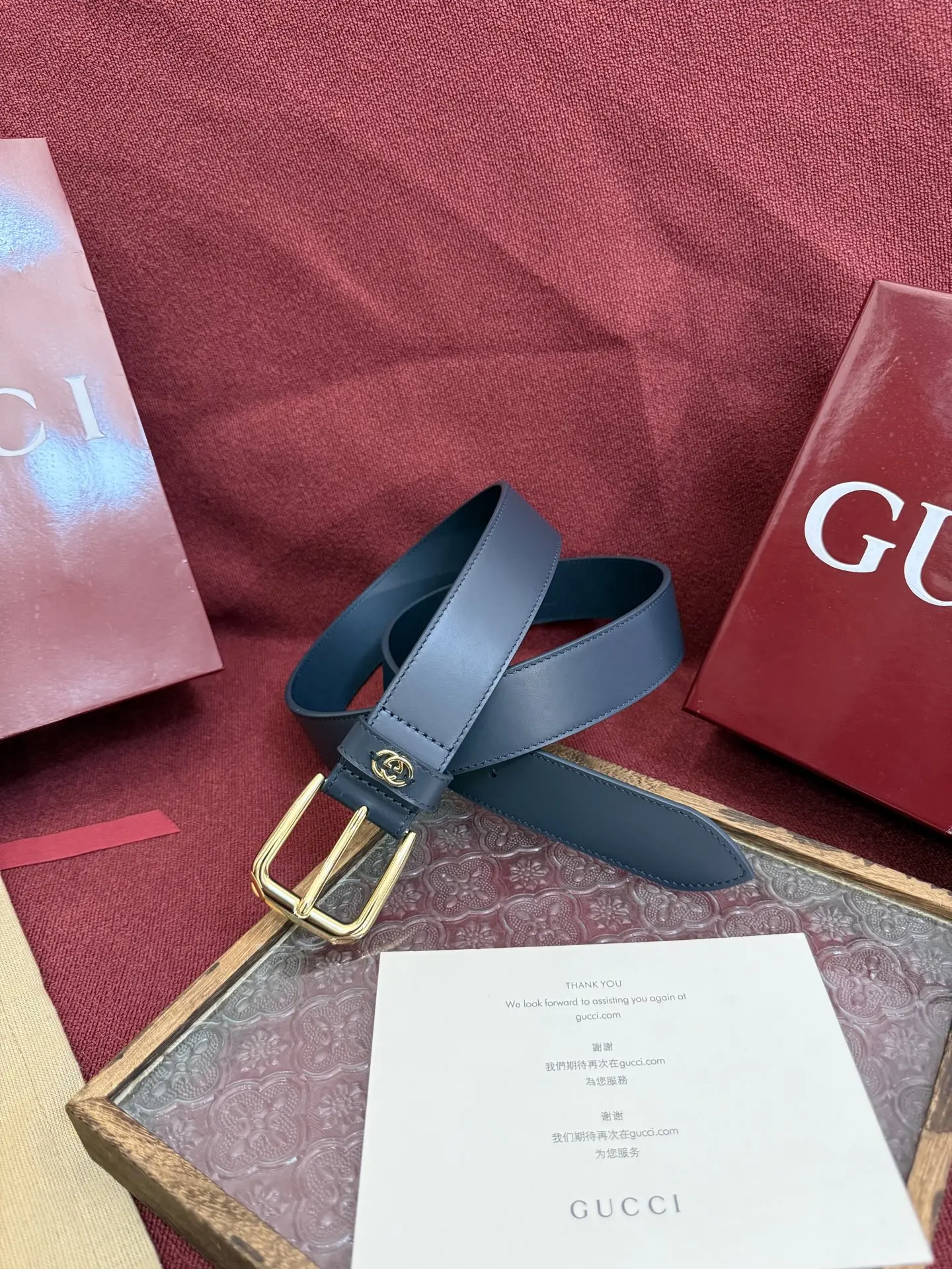 原单古奇皮带|高仿古奇皮带|精仿古奇皮带|一比一古奇皮带Gucci 款号 673921 AP0N 4099 表面材料是定制进口小牛皮 宽度3.5cm 皮圈缝制立体GG五金配饰 方形简约针扣