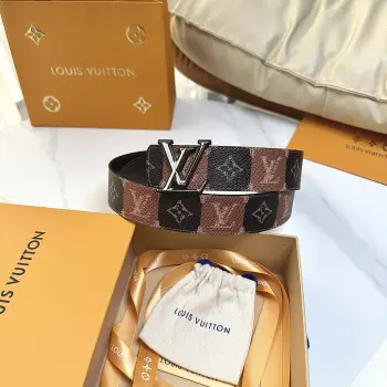 LV.路易威登 全套包装 宽度 40mm宽度 正品一体铸造五金钢扣 原厂皮料 双面原厂定制进口面料 可送礼自用不错选择
