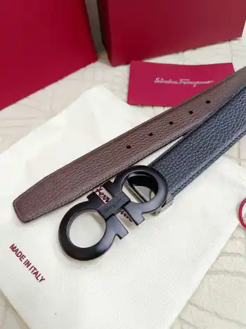 Ferragamo.菲拉格慕 全套包装 宽度3.5cm 高级定制款男士皮带 双面进口牛皮 可双面使用 自行选择搭配 真材实料 很有质感 时尚经典不失风范 搭配精品尾夹扣 长短可自行裁剪