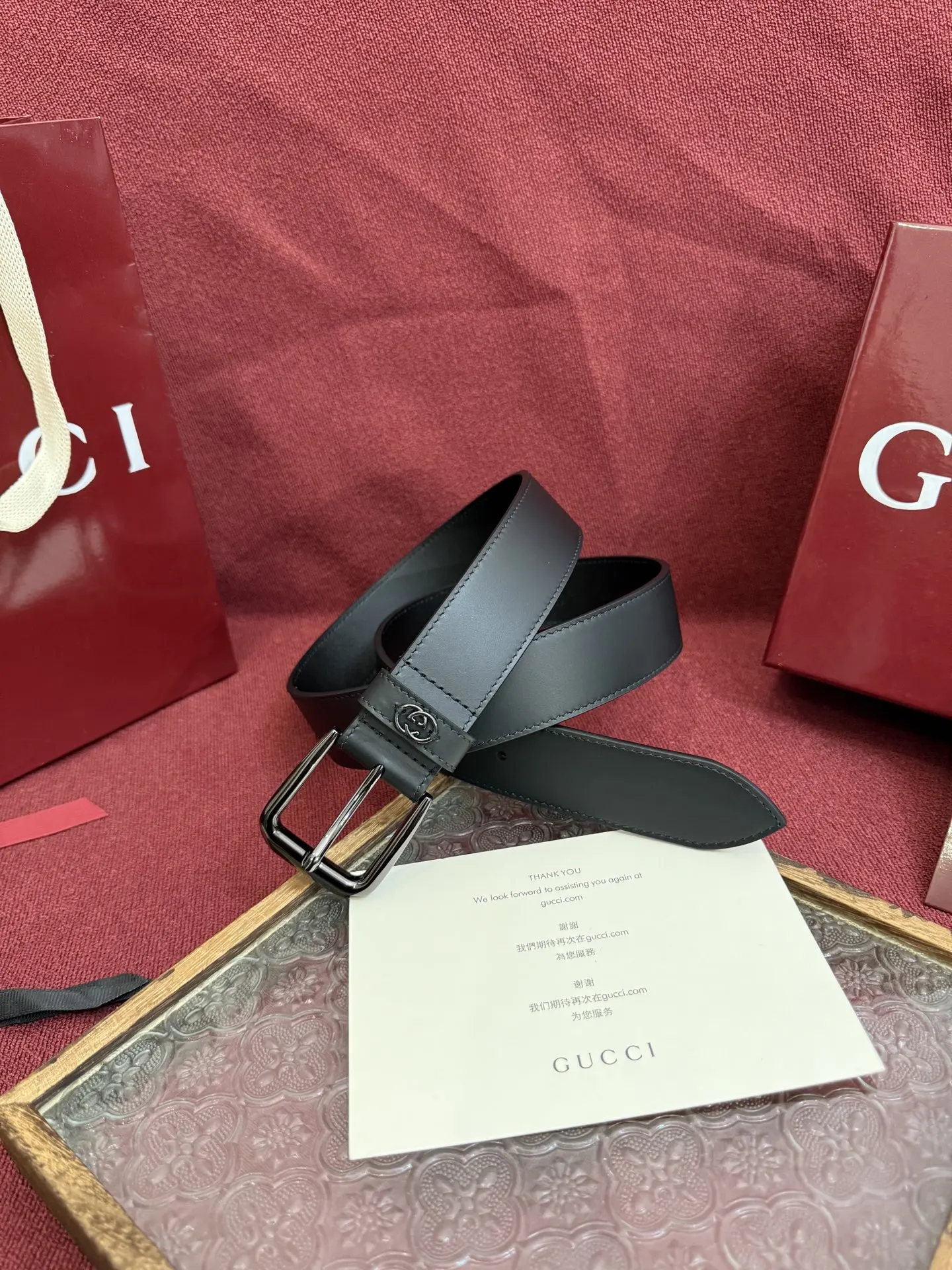 原单古奇皮带|高仿古奇皮带|精仿古奇皮带|一比一古奇皮带Gucci 款号 673921 AP0N 4099 表面材料是定制进口小牛皮 宽度3.5cm 皮圈缝制立体GG五金配饰 方形简约针扣