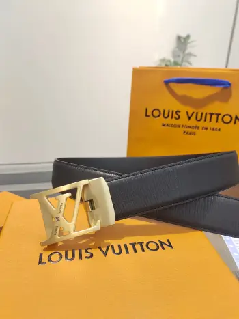 LV.男士自动带全套包装 自动平滑扣腰带 精钢打造五金 宽度35MM宽 原版带身 自由裁剪设计