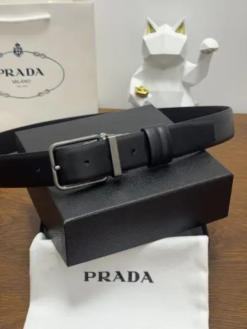PRADA.普拉达全套包装 3.5cm 十字纹纹理牛皮品质 每个细节都体现出至高的品味和格调 整体造型增添优雅韵味 低调奢华的典范 优雅迷人气息 精致的手工艺制作 