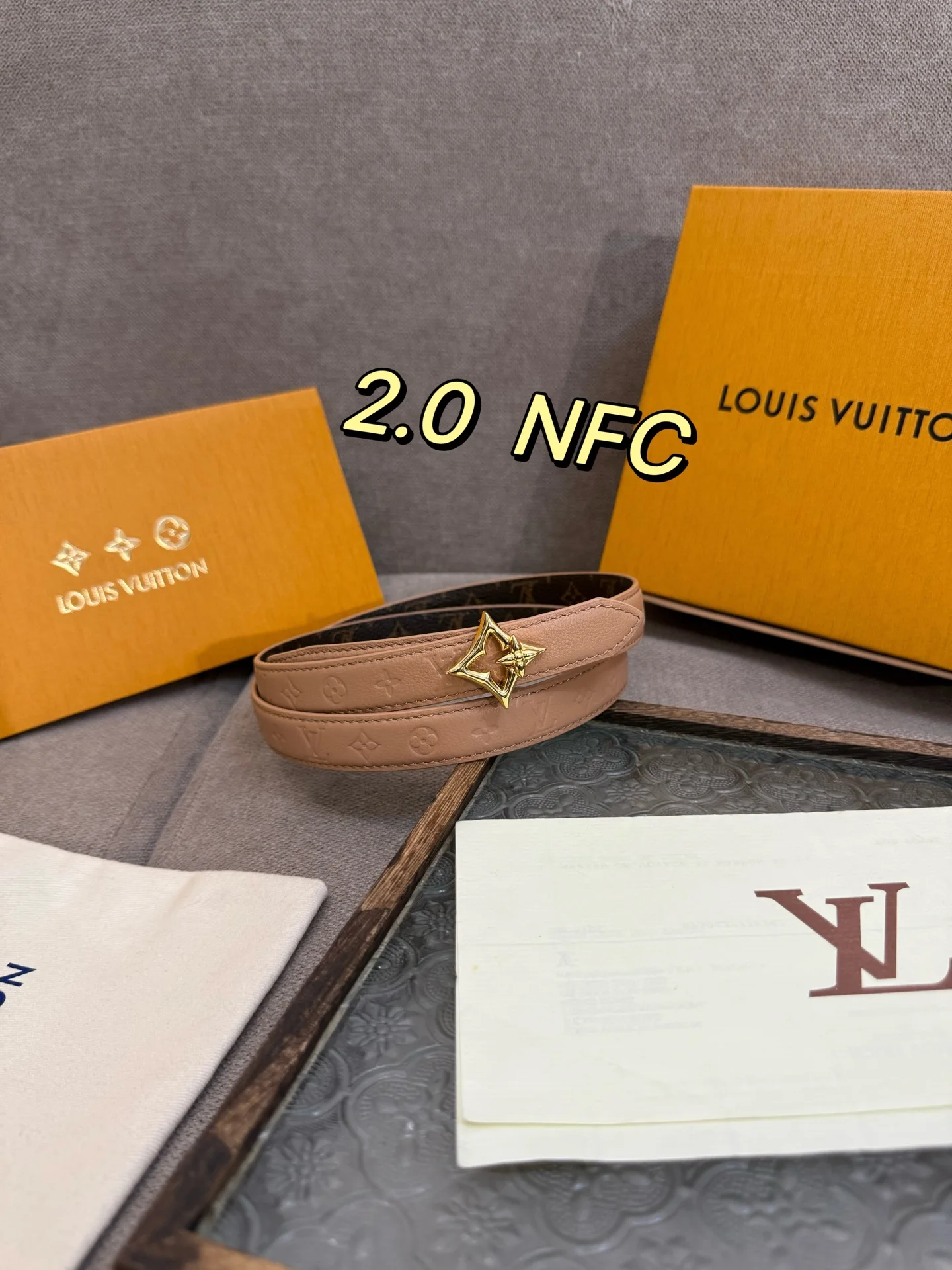 LVFlowergram 20mm Monogram Empreinte小牛皮 女士皮带 - 细节图 2