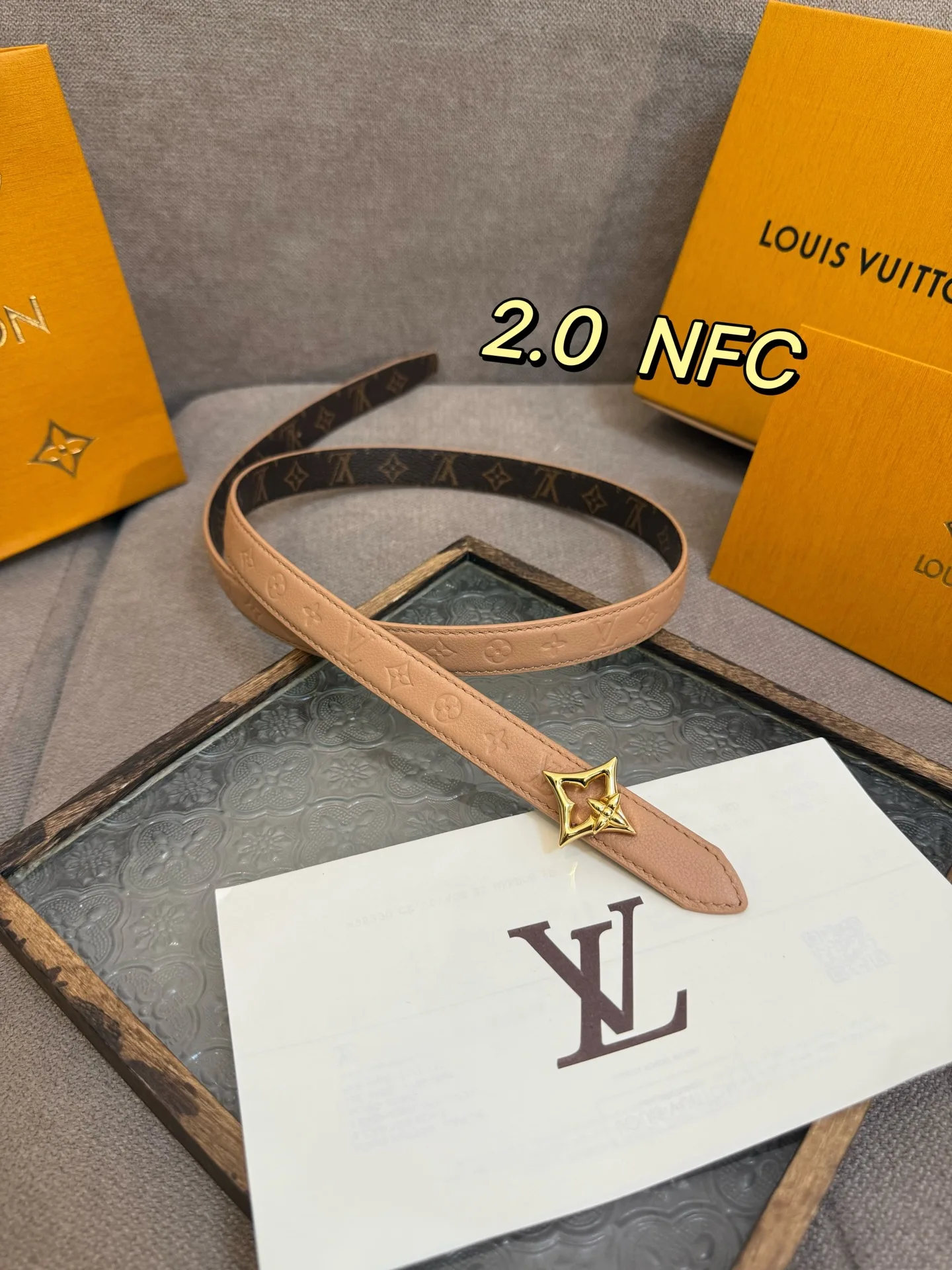 LVFlowergram 20mm Monogram Empreinte小牛皮 女士皮带 - 细节图 3