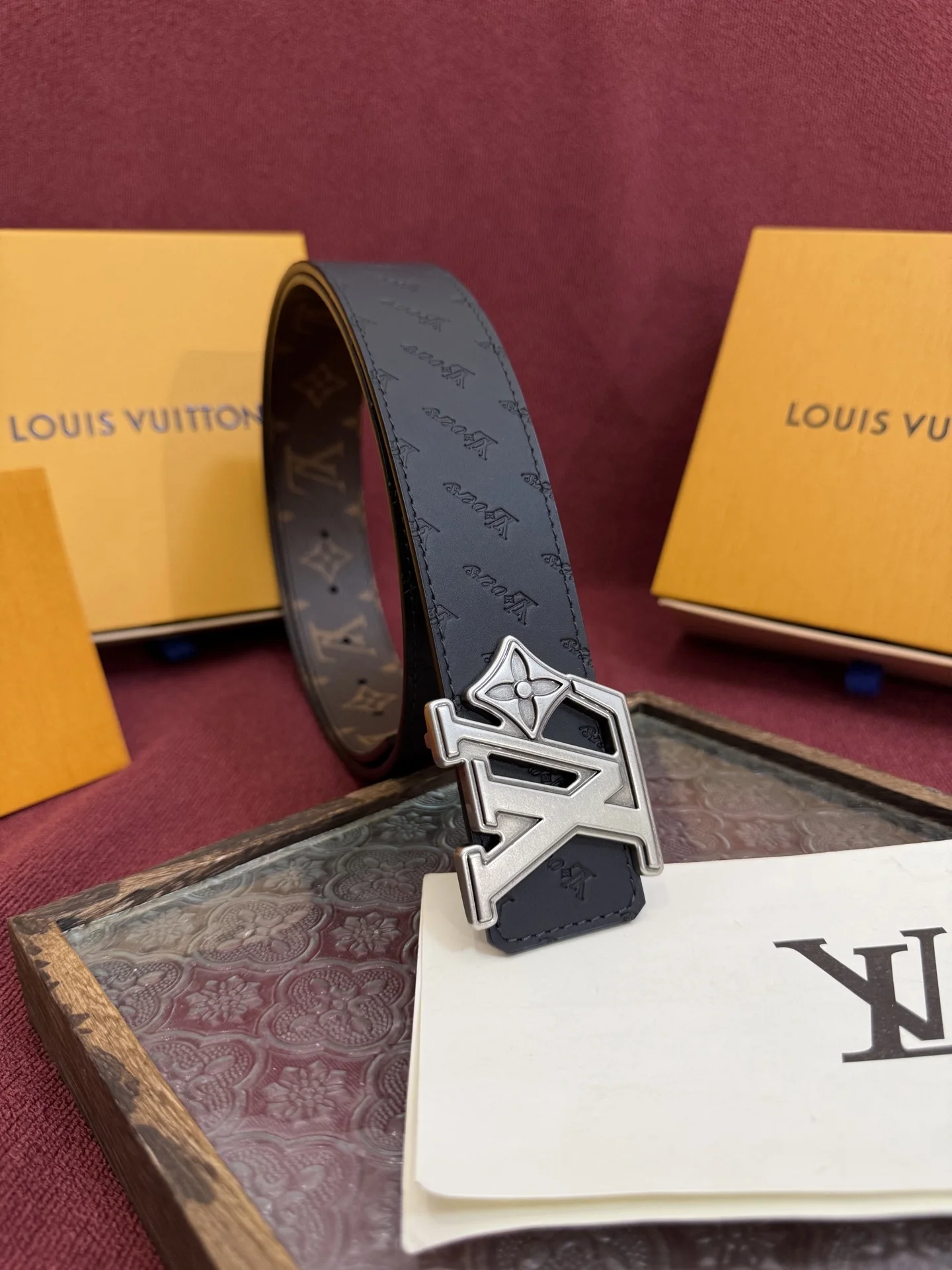 Louis Vuitton 40mm width double-sided original custom imported fabric men s belt - Detail view 3