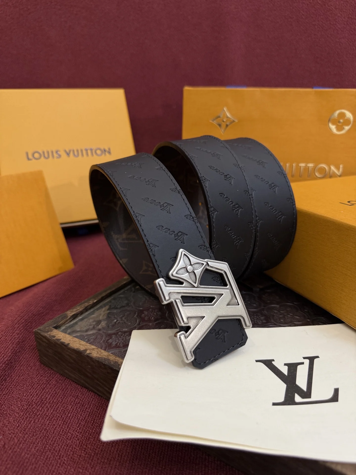 Louis Vuitton 40mm width double-sided original custom imported fabric men s belt - Detail view 6
