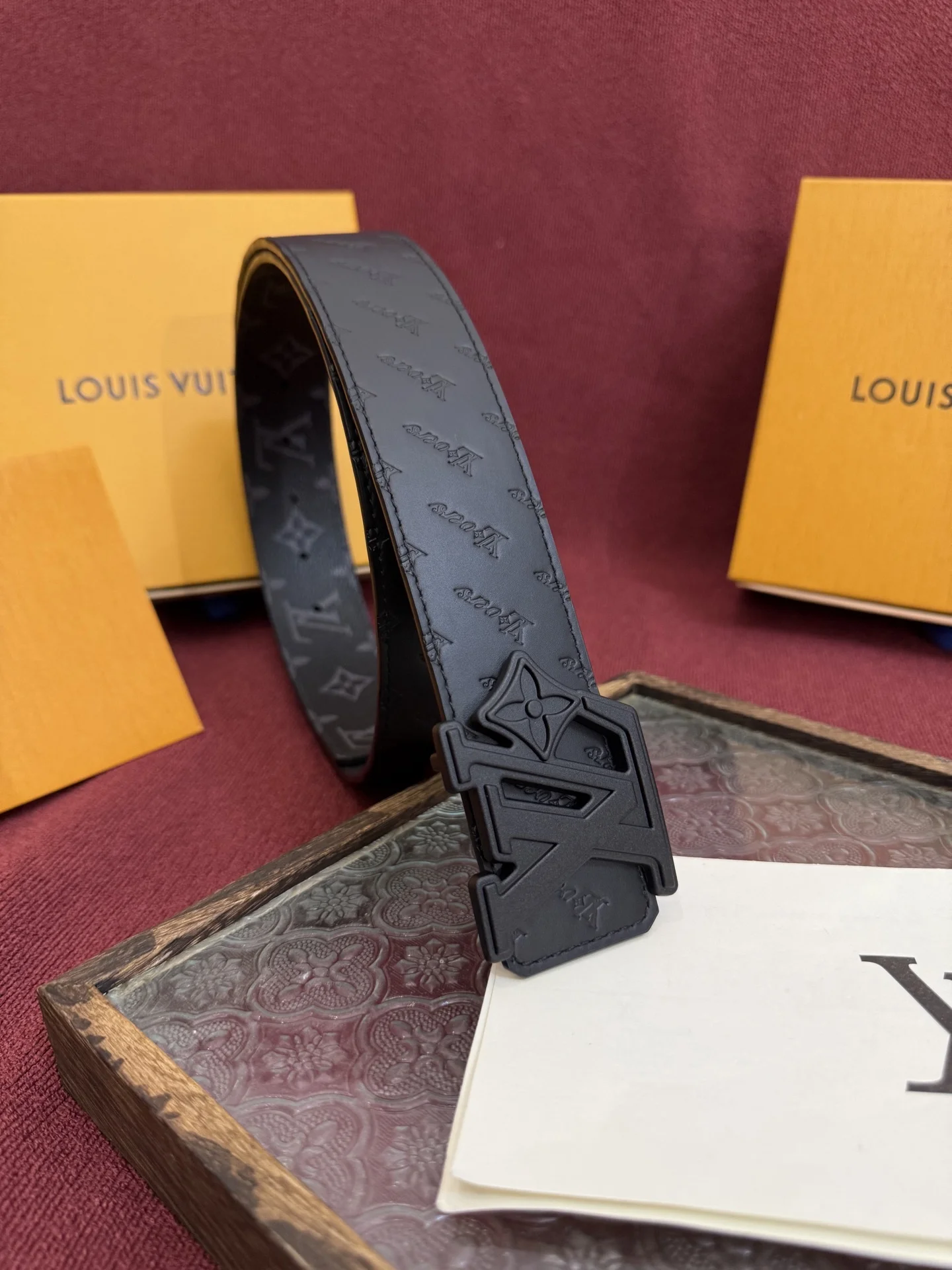 Louis Vuitton 40mm width, double-sided original custom imported fabric men s belt - Detail view 3
