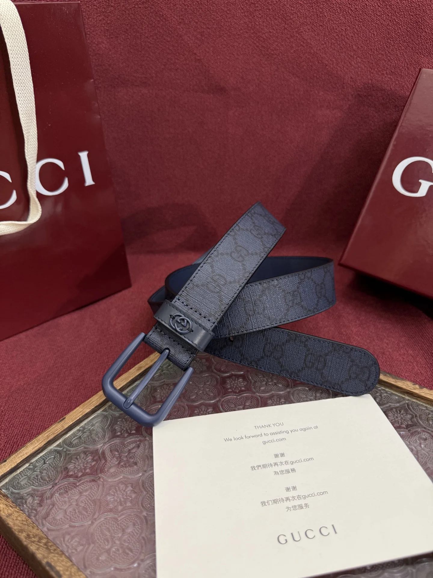 原单古奇皮带|高仿古奇皮带|精仿古奇皮带|一比一古奇皮带Gucci 款号 673921 FABY3 8442 表面材料是蓝色定制PVC 宽度3.5cm 皮圈缝制立体GG五金配饰 方形简约针扣