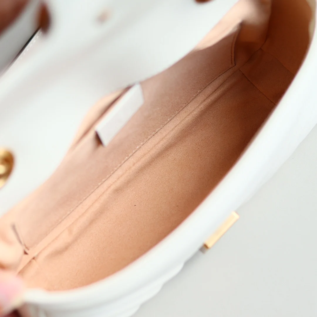 Gucci 446744 GG Marmont Chevron Chain Bag - Detail view 7