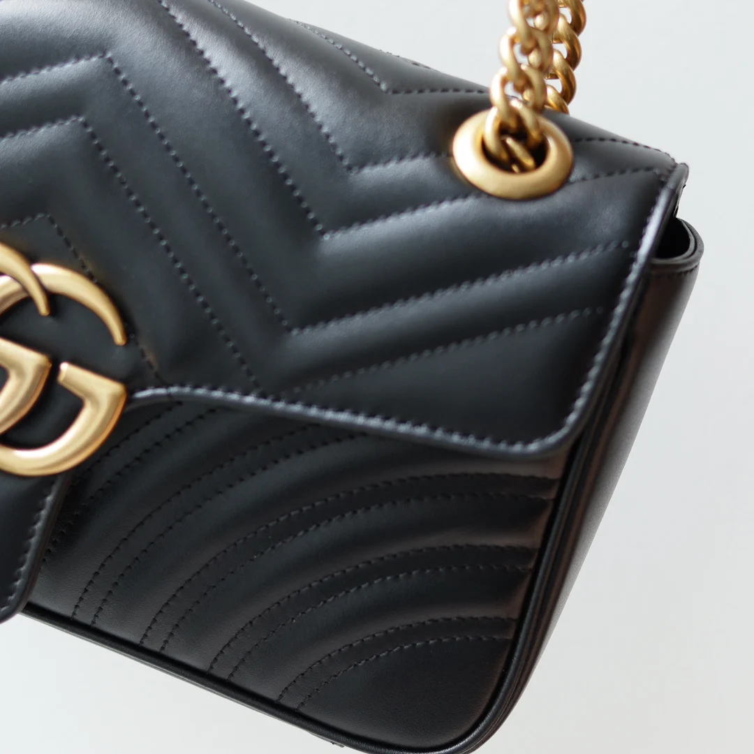 Gucci 443497 GG Marmont chevron chain bag - Detail view 5