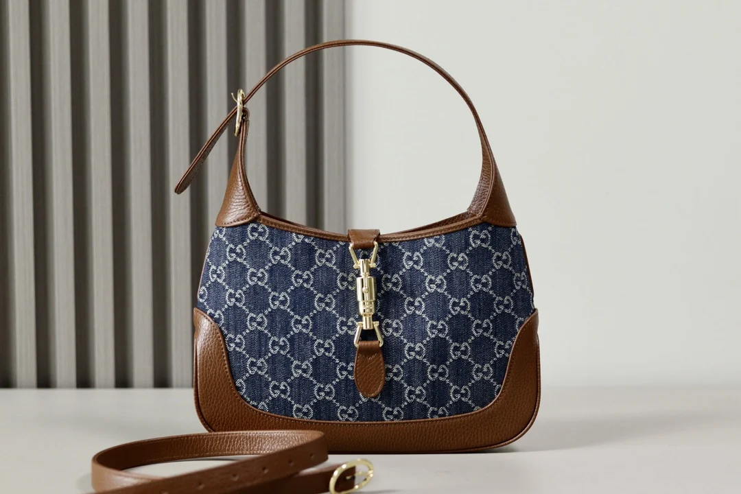 Gucci 636706 Jackie 1961 Series Handbag - Detail view 1