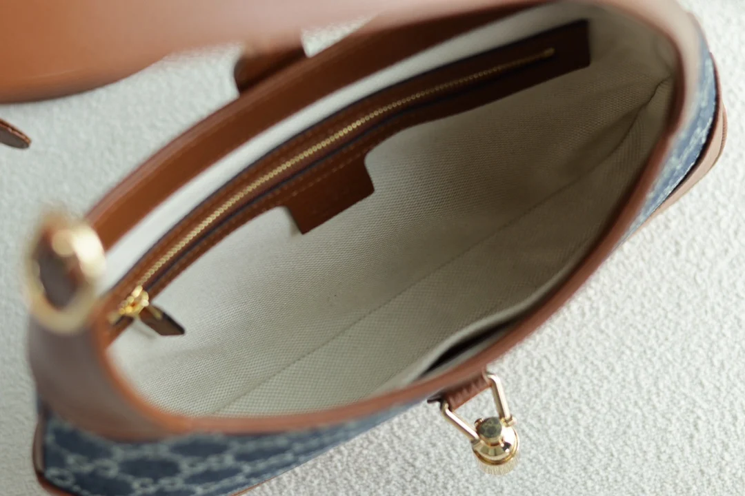 Gucci 636706 Jackie 1961 Series Handbag - Detail view 7