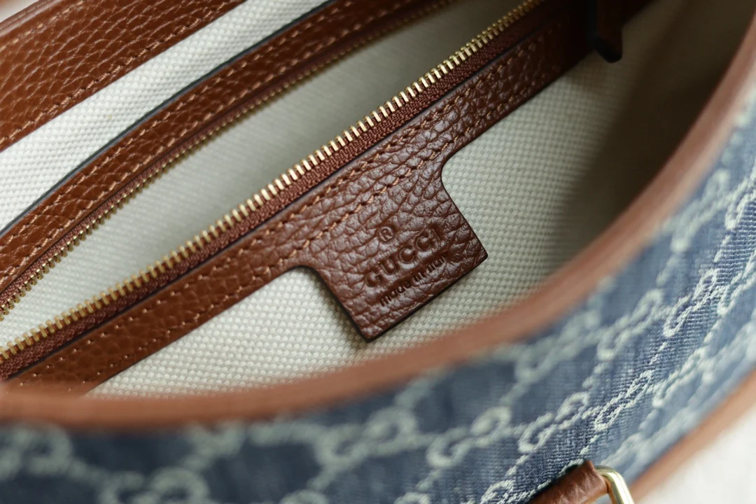 Gucci 636706 Jackie 1961 Series Handbag - Detail view 8