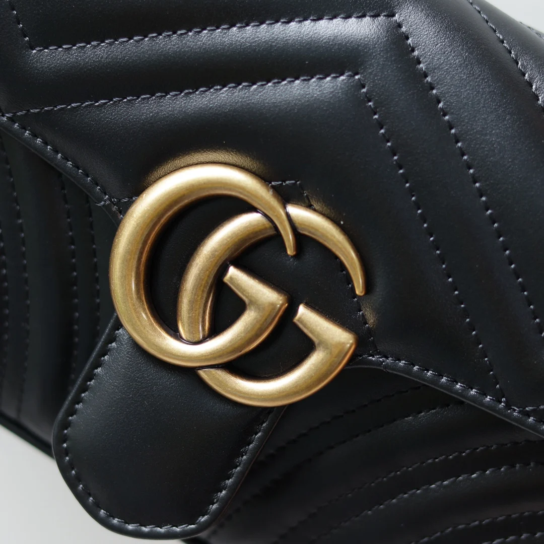 Gucci 446744 GG Marmont Chevron Chain Bag - Detail view 2