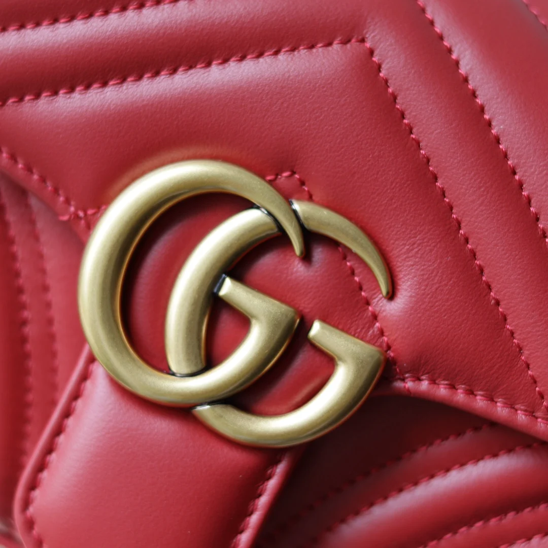 Gucci 446744 GG Marmont Chevron Chain Bag - Detail view 2
