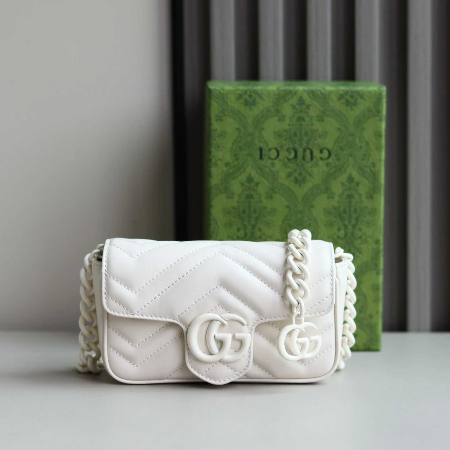 Gucci 699757 Marmont Chain Macaron Mini Bag - Detail view 1
