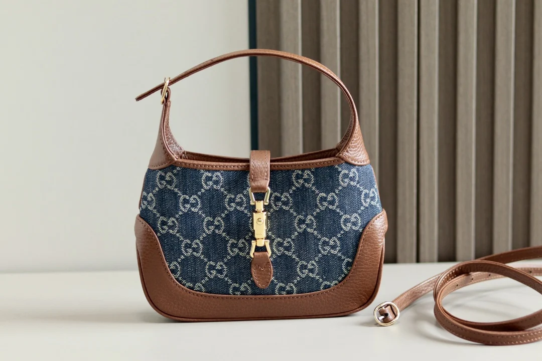 古奇637092 𝙂𝙐𝘾𝘾𝙄 𝘿𝙀𝙉𝙄𝙈丹宁系列腋下包19cm - 细节图 1