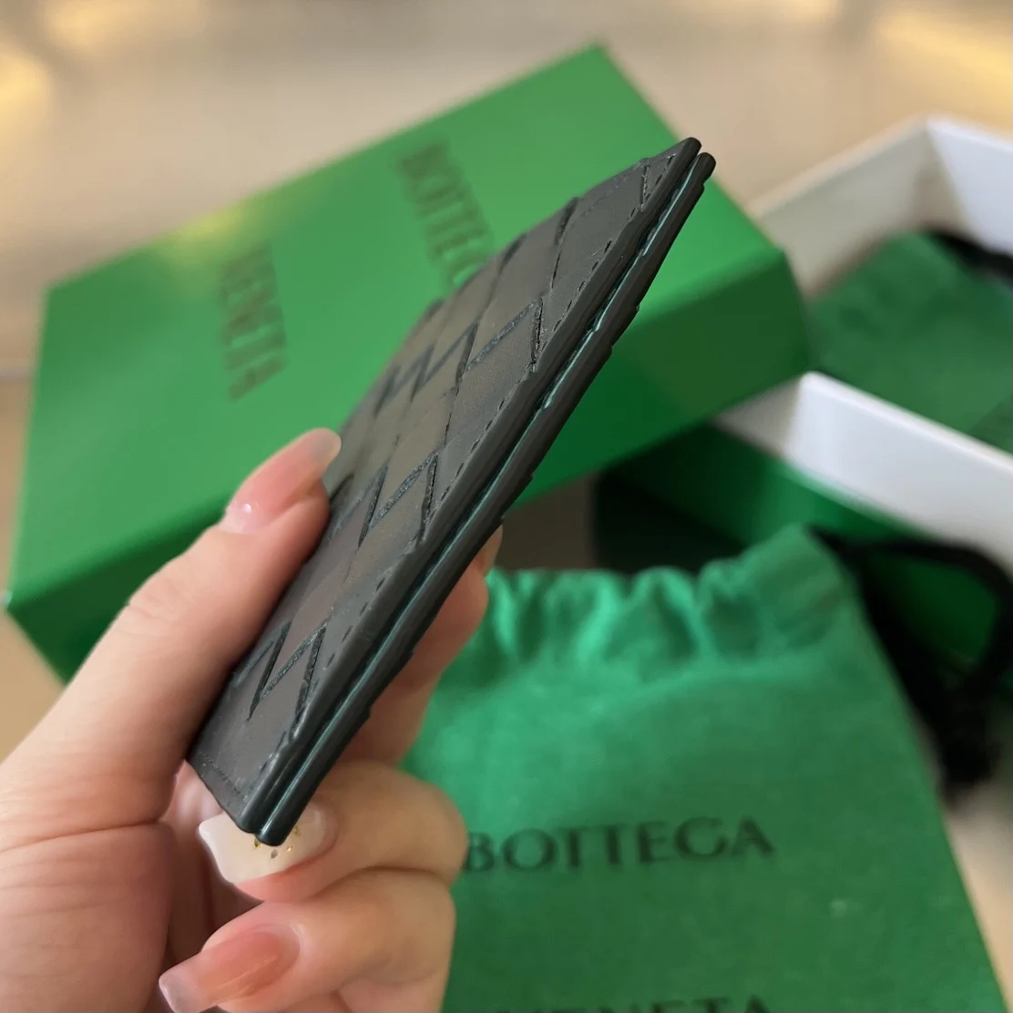 Bottega Veneta 592626 New Money Clip Wallet - Detail view 2