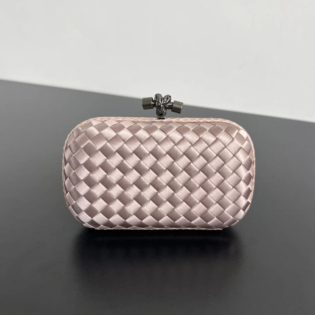 Bottega Veneta 8651 Kont Evening Handbag 16cm Women s Clutch - Detail view 1