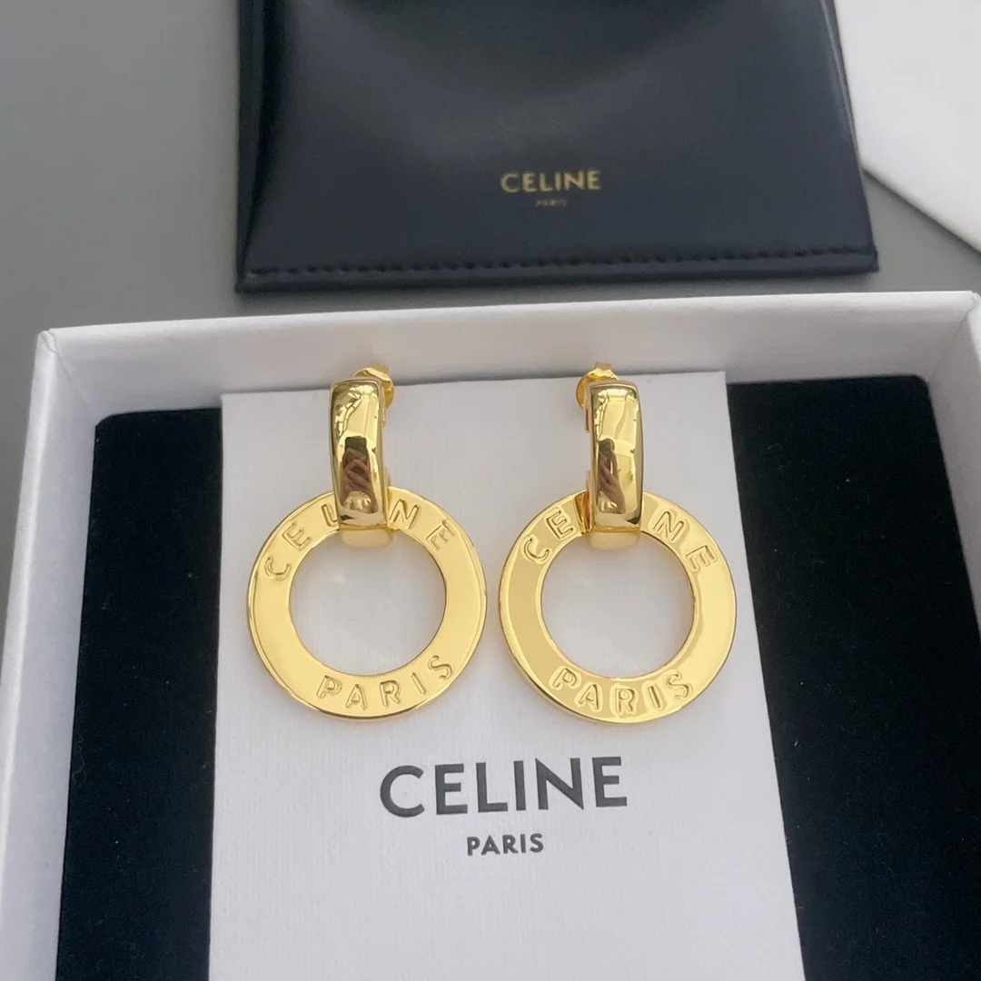 Celine Openwork gold hoop earrings - Detail view 2
