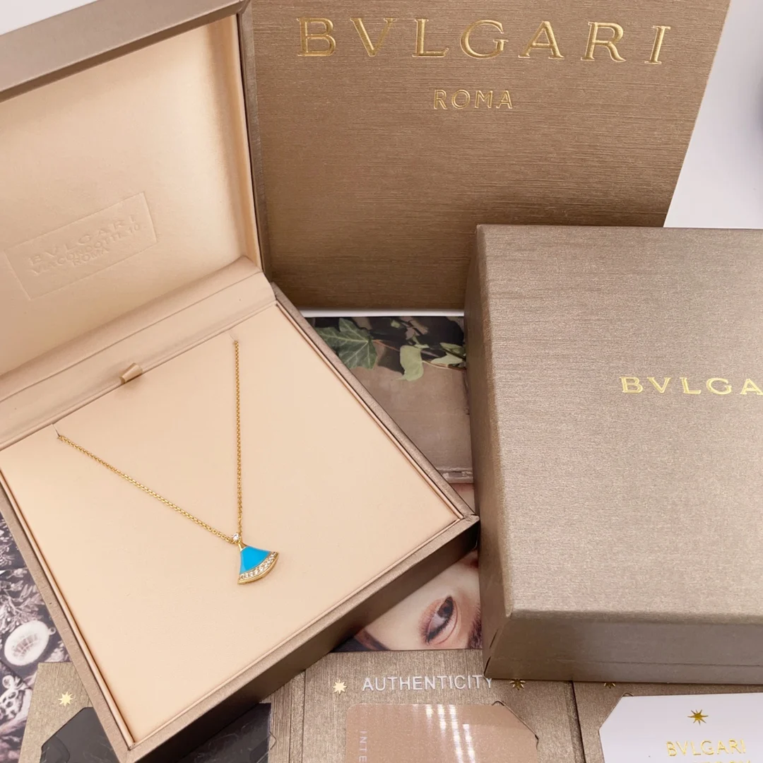 Bvlgari Turquoise pendant necklace - Detail view 1