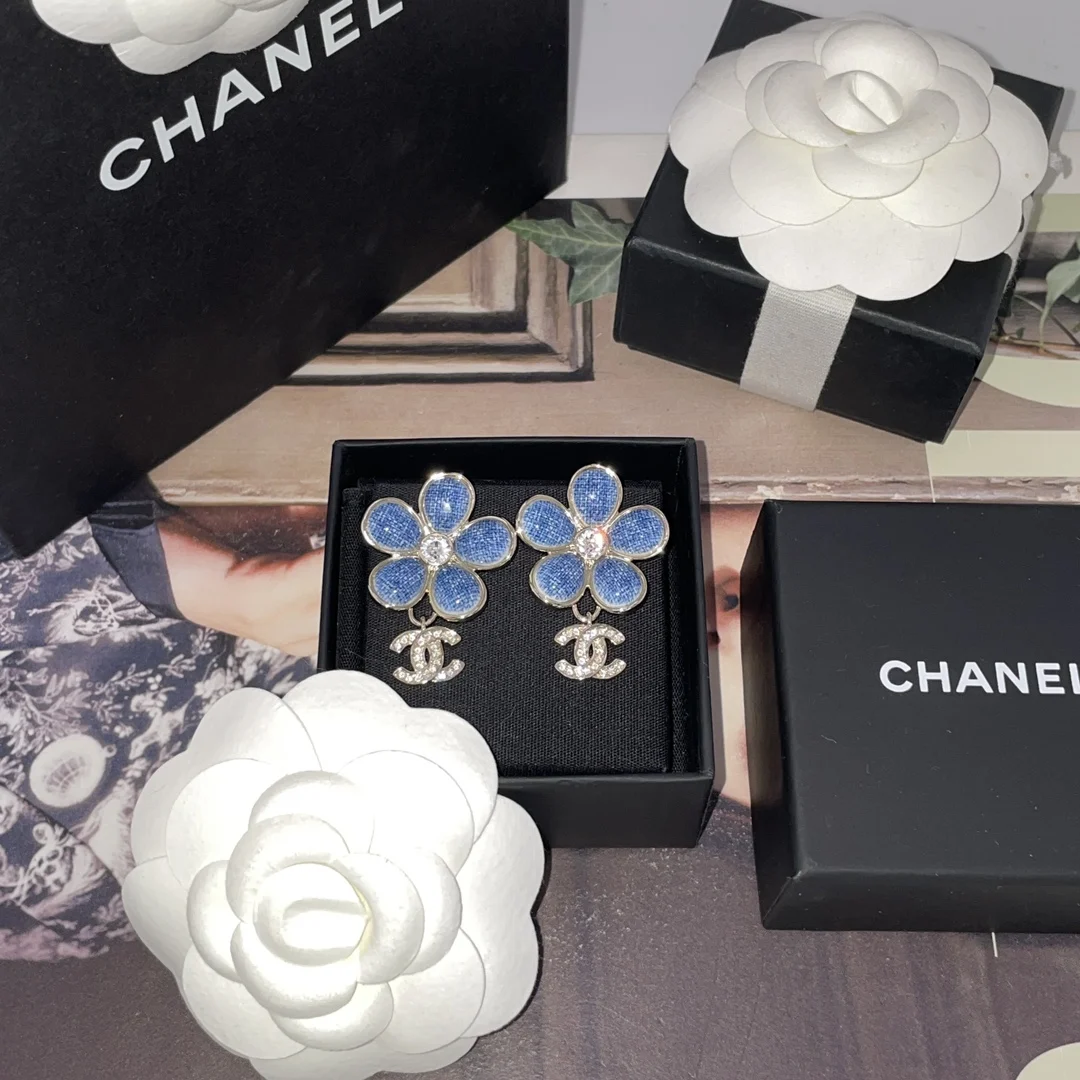 Chanel Imitation Chanel denim floral drop C earrings - Detail view 2