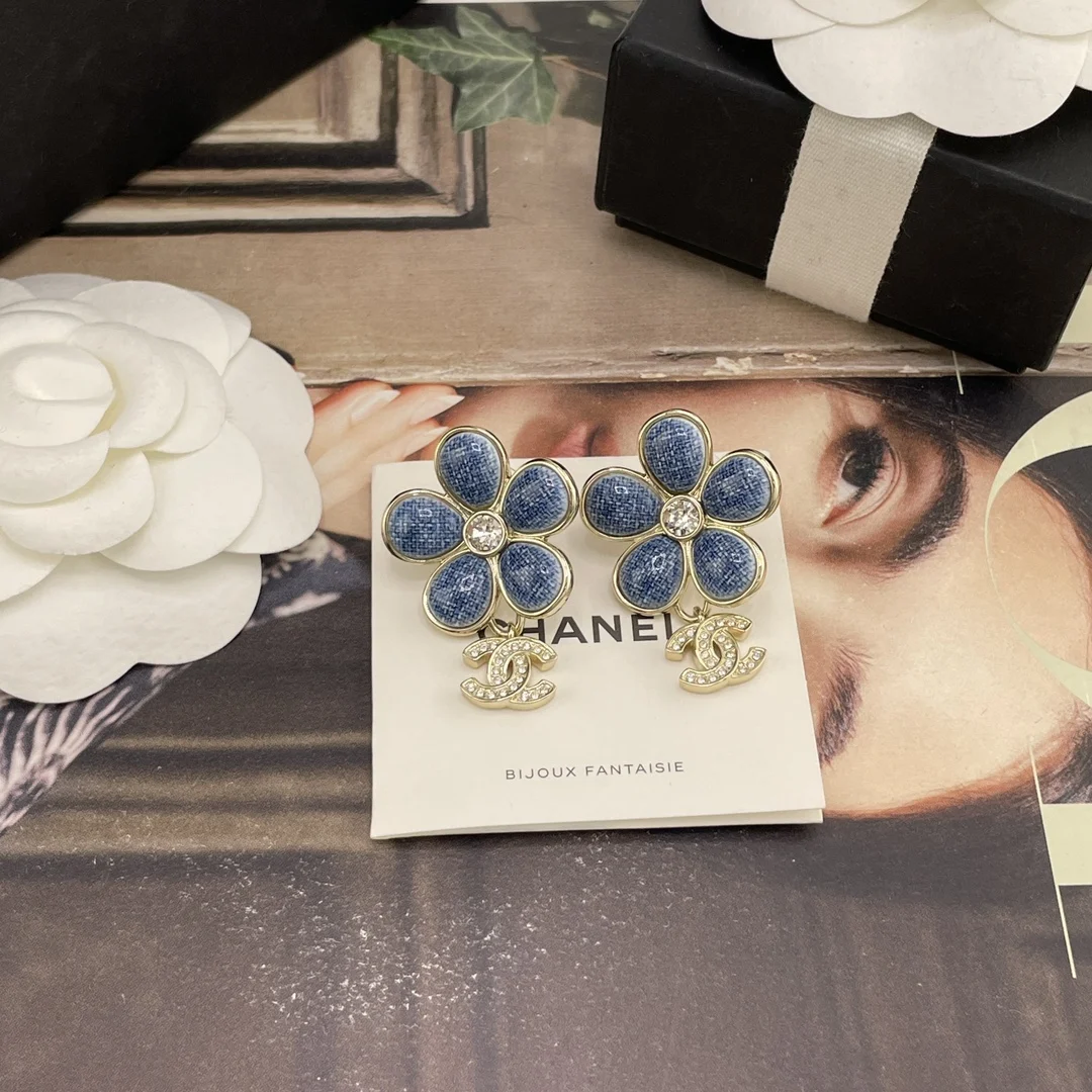 Chanel Imitation Chanel denim floral drop C earrings - Detail view 8