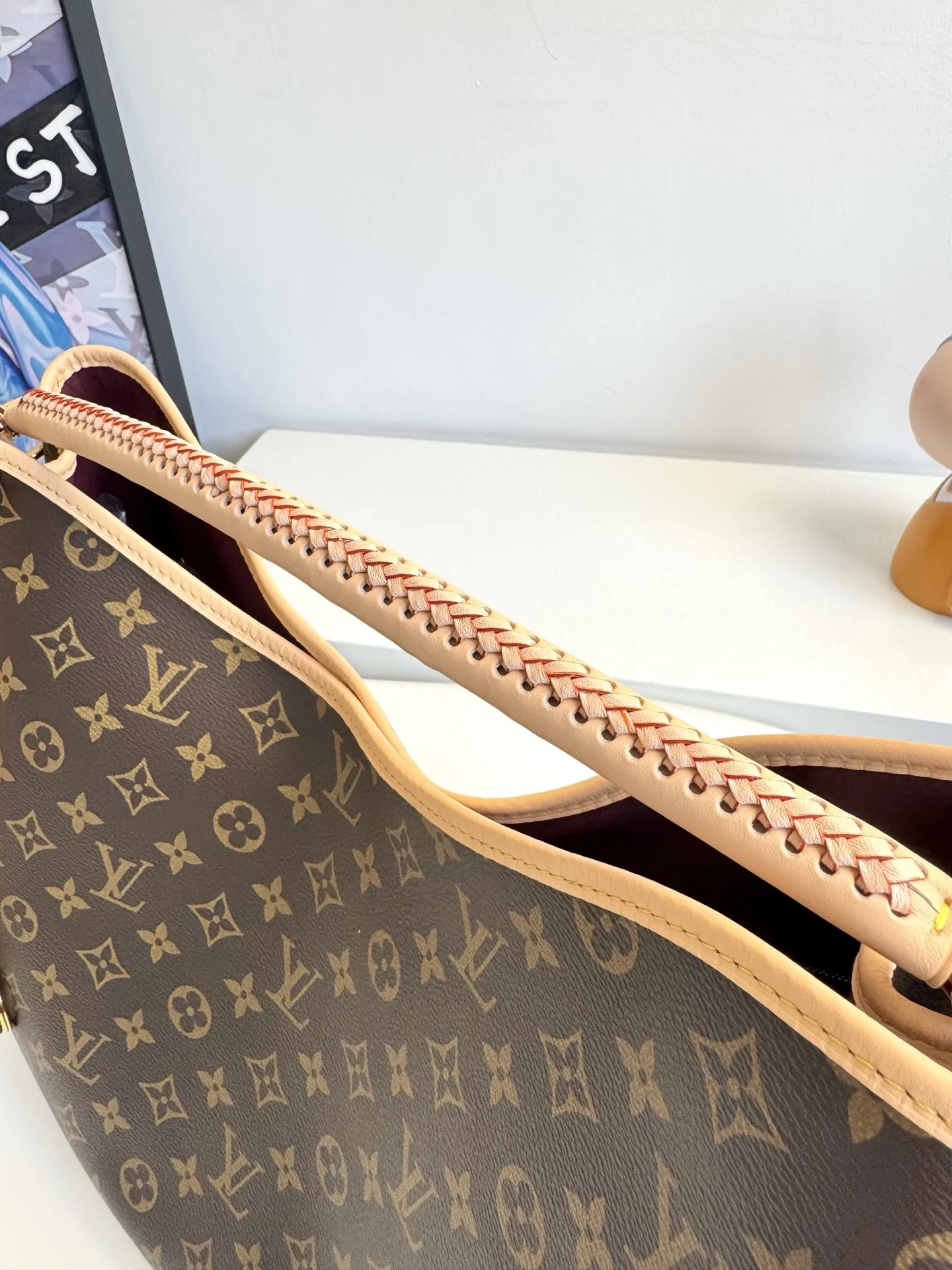 Louis Vuitton Original Overseas M25877 Again Handbag Shoulder Bag - Detail view 6
