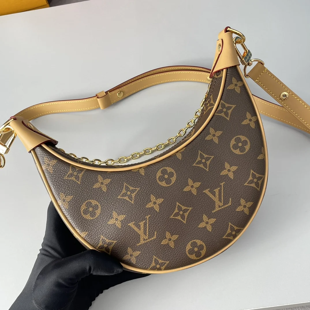 LV海外原单M81098 Croissant 手袋 斜挎包 - 细节图 3