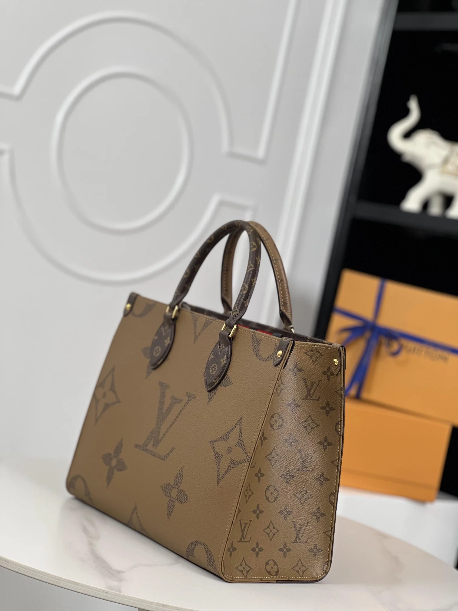 LV海外原单M45321 Onthego 中号手袋 手提单肩背包 - 细节图 4