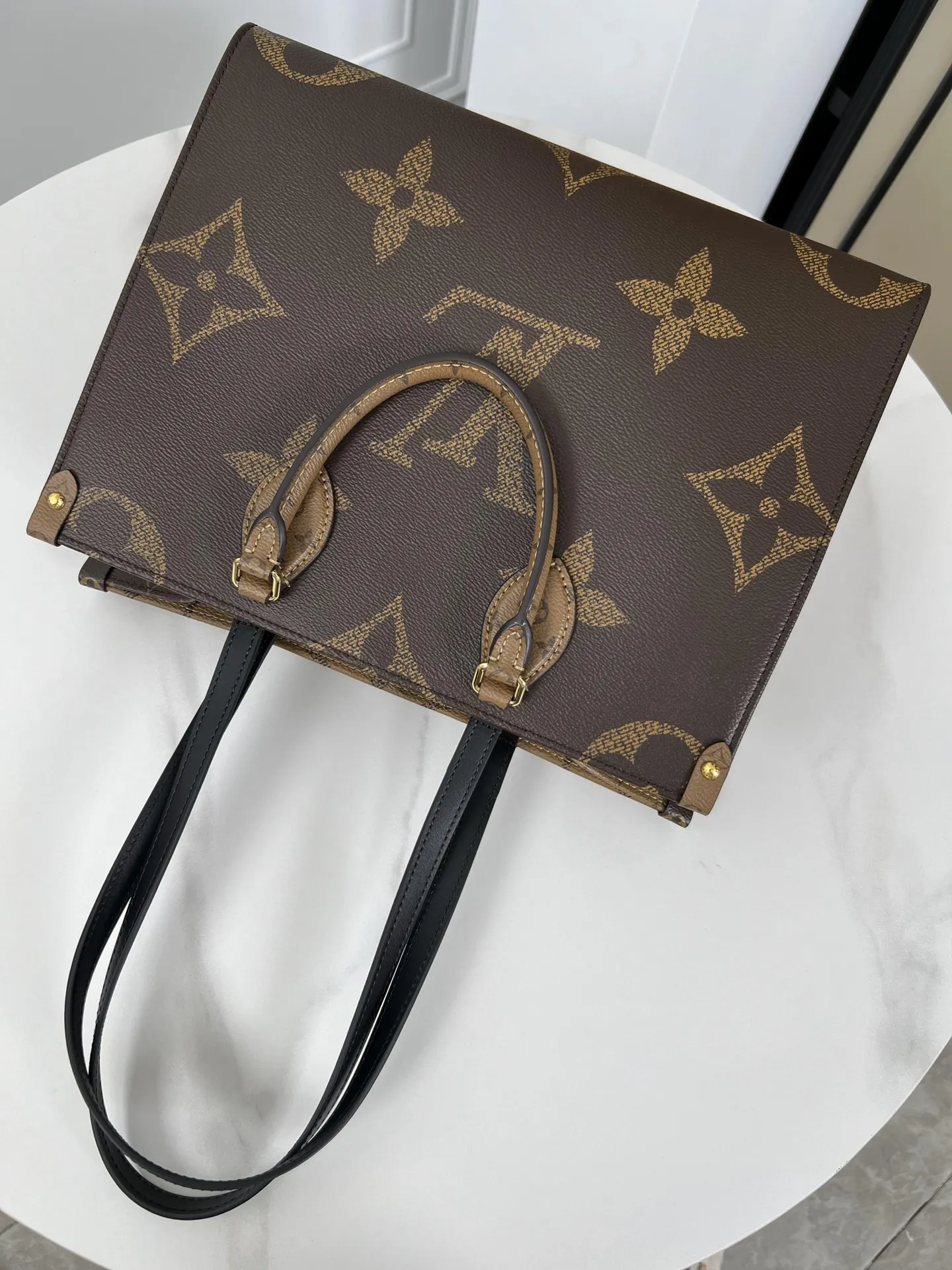 LV海外原单M45321 Onthego 中号手袋 手提单肩背包 - 细节图 5