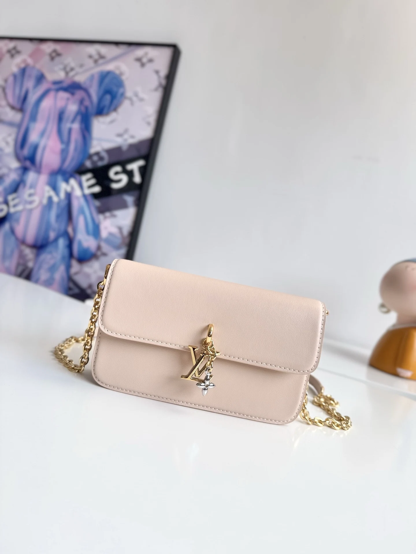 LV海外原单M14581 Wallet On Chain 手袋 女士斜挎包 - 细节图 1