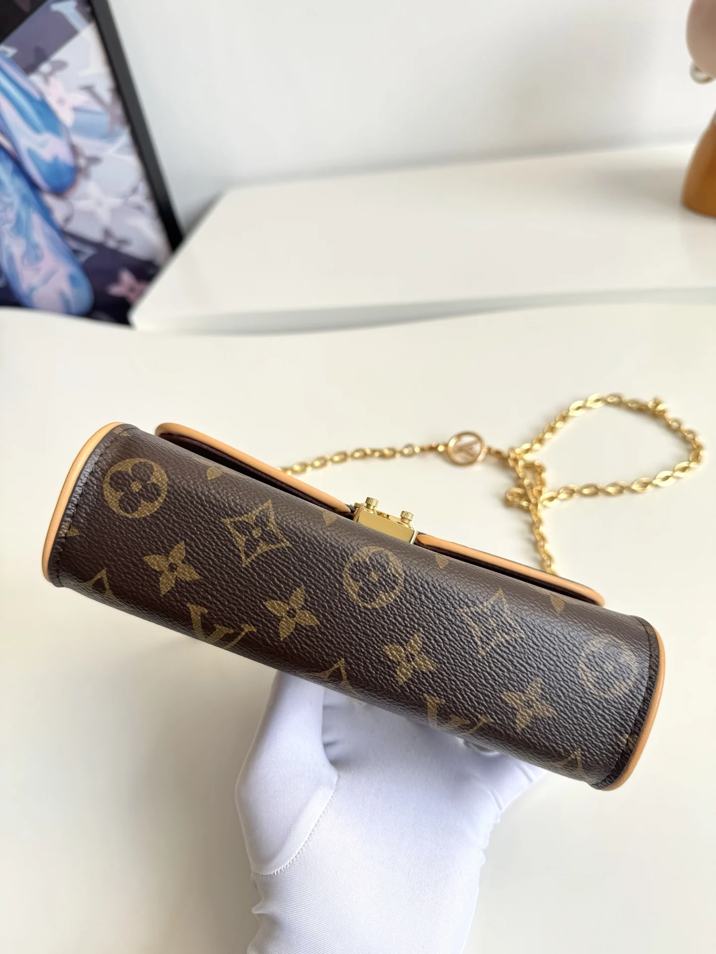 LV海外原单M13566 Pochette Camille 手袋 斜挎包 - 细节图 4
