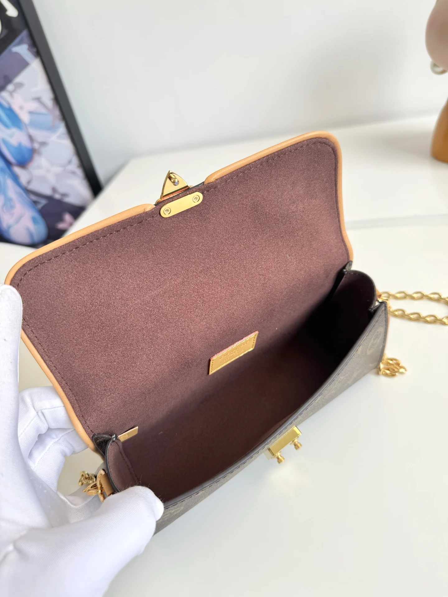 LV海外原单M13566 Pochette Camille 手袋 斜挎包 - 细节图 8