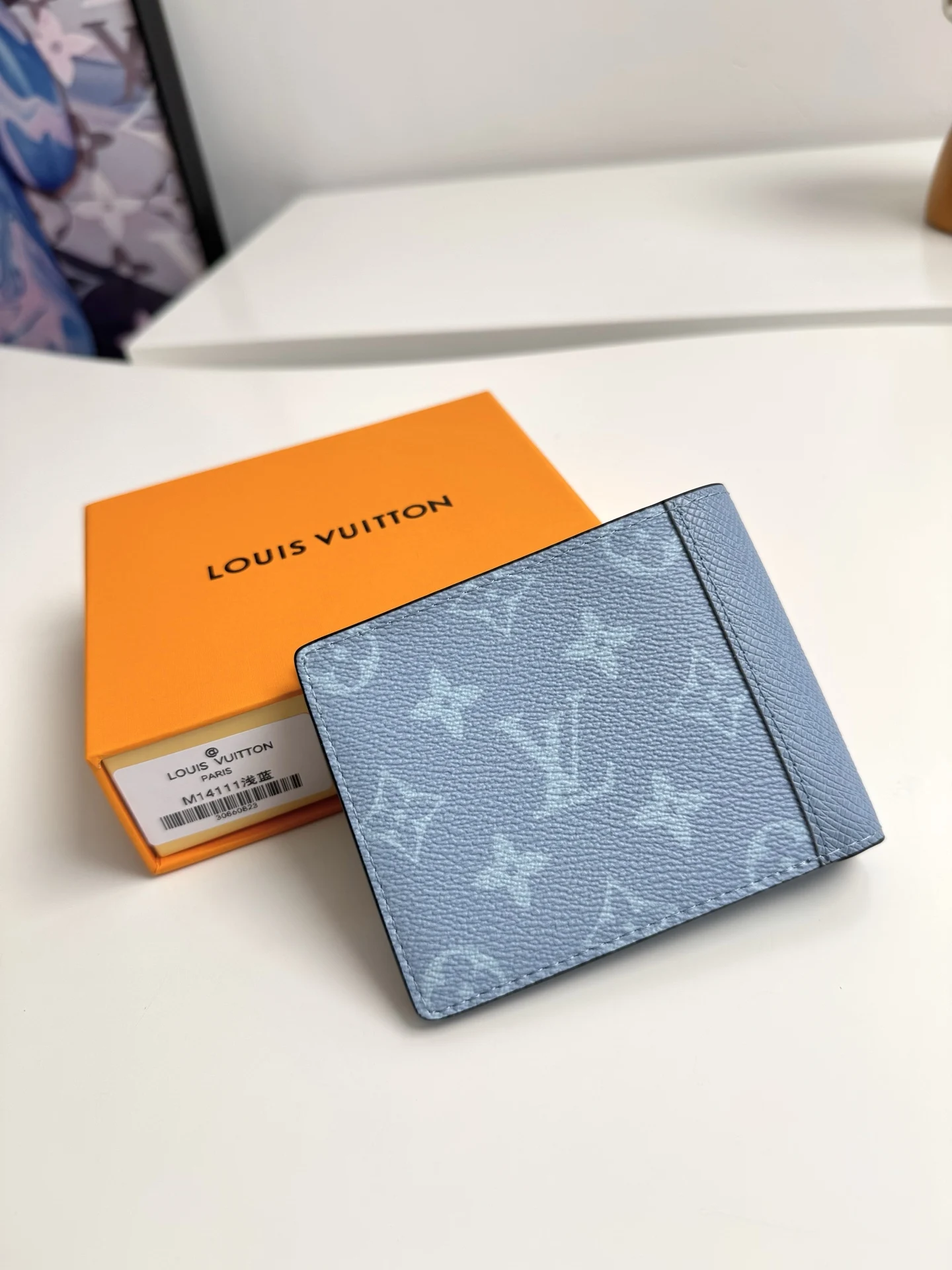 Louis Vuitton Overseas Original M14111 Multiple Wallet - Detail view 2