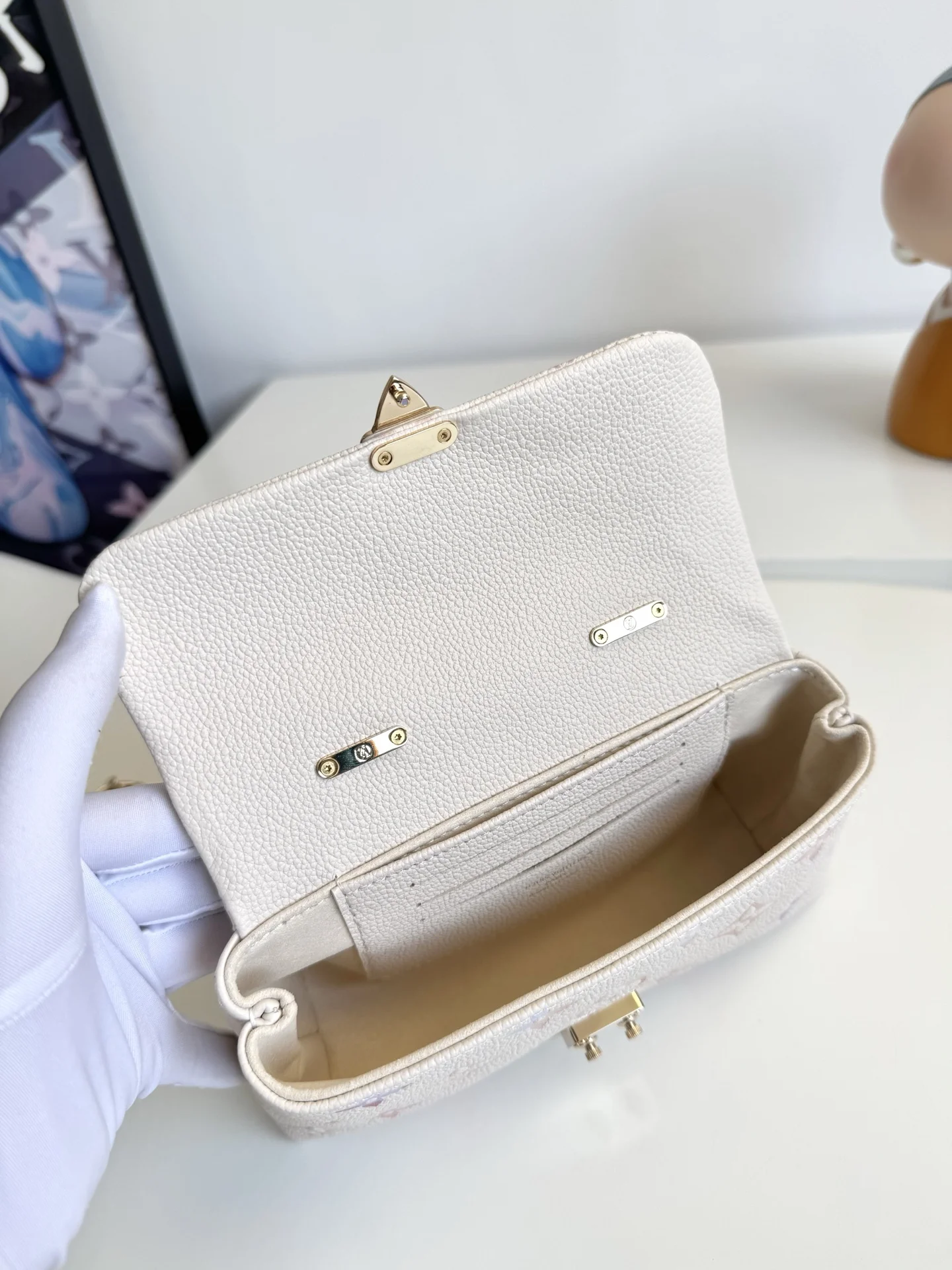 LV海外原单M25596 Nano Madeleine 手袋 手提斜挎包 - 细节图 8