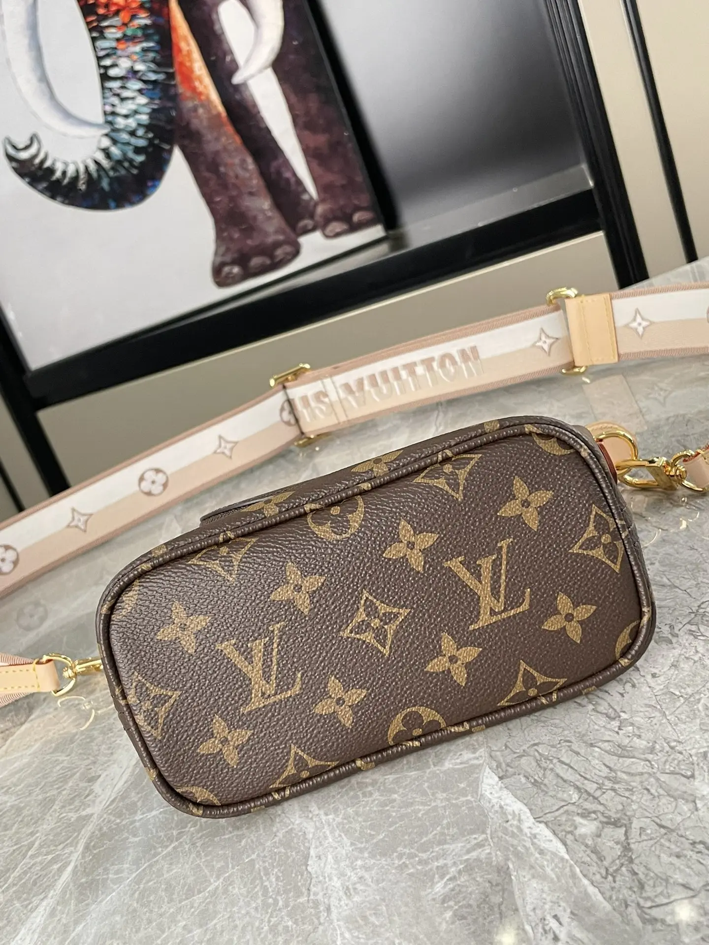 LV海外原单M46705 Neverfull 迷你 手提斜挎包 - 细节图 4