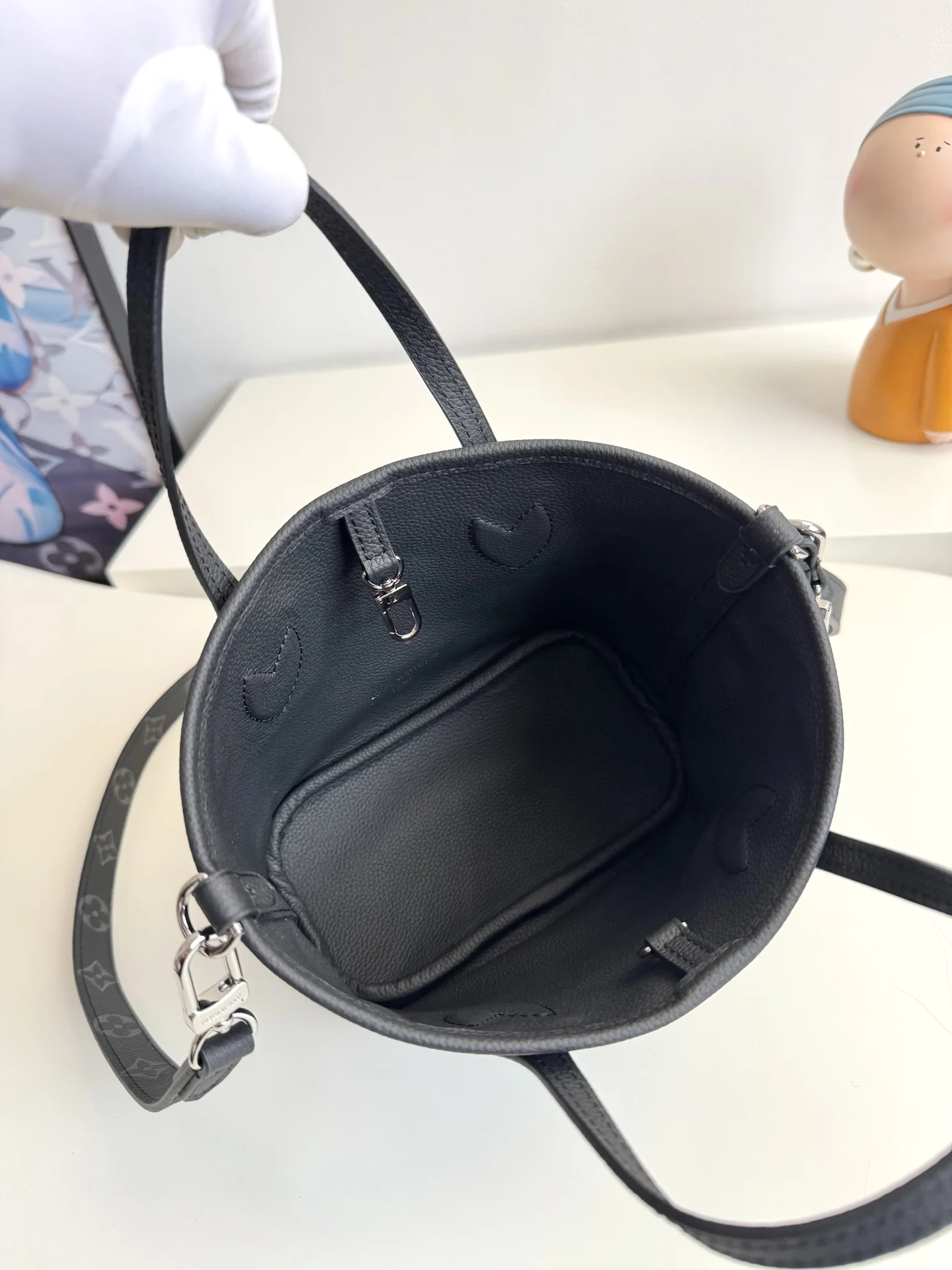 LV海外原单M15210 Neverfull Bandouliere Inside Out BB 手提斜挎包 - 细节图 9