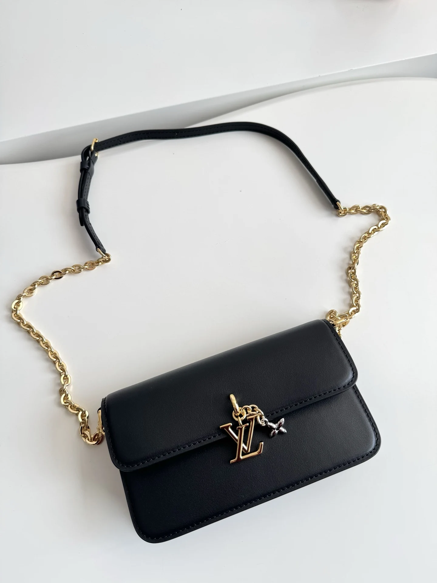 LV海外原单M14564 Wallet On Chain 手袋 女士斜挎包 - 细节图 3