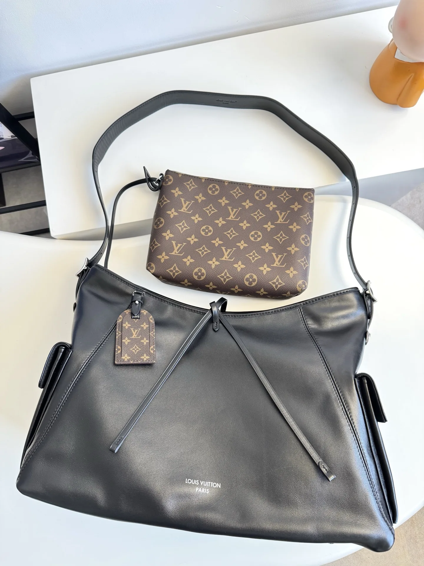 Louis Vuitton Original overseas M15175 Carry All Travel Bag Shoulder Bag - Detail view 5